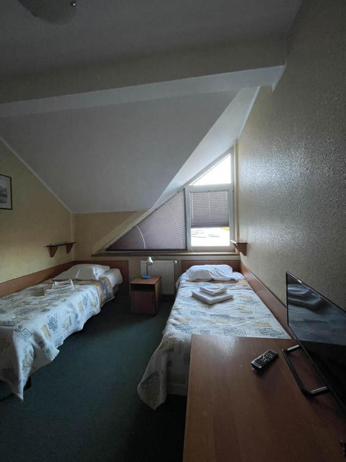 Hotel Sens Mierzyn  Extérieur photo