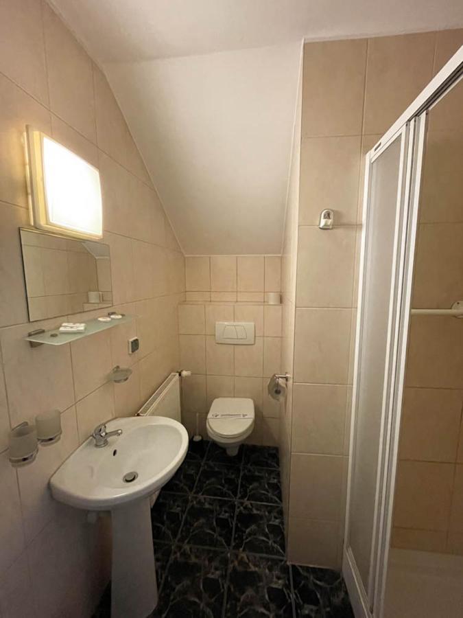 Hotel Sens Mierzyn  Extérieur photo