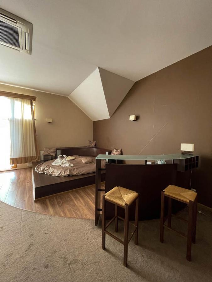 Hotel Sens Mierzyn  Extérieur photo