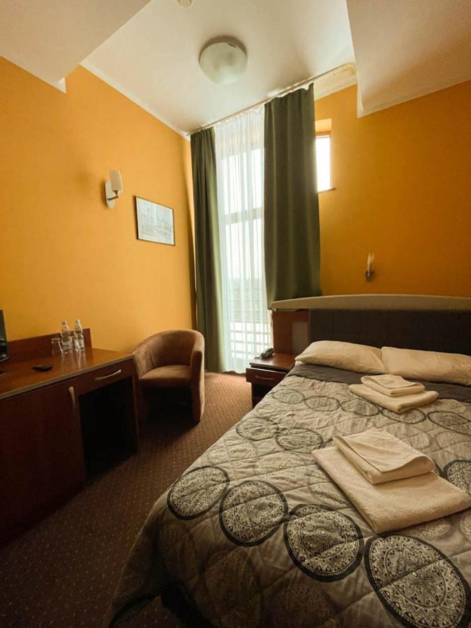 Hotel Sens Mierzyn  Extérieur photo